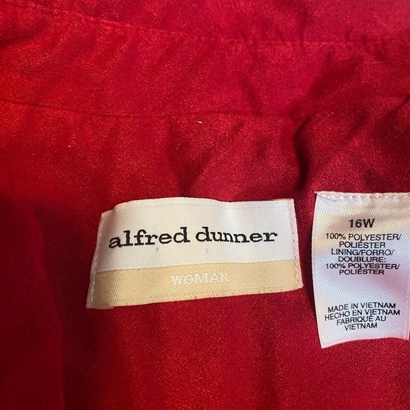 Alfred Dunner Womens Plus Size 16W Fully Lined Red Blazer Jacket - Picture 3 of 6
